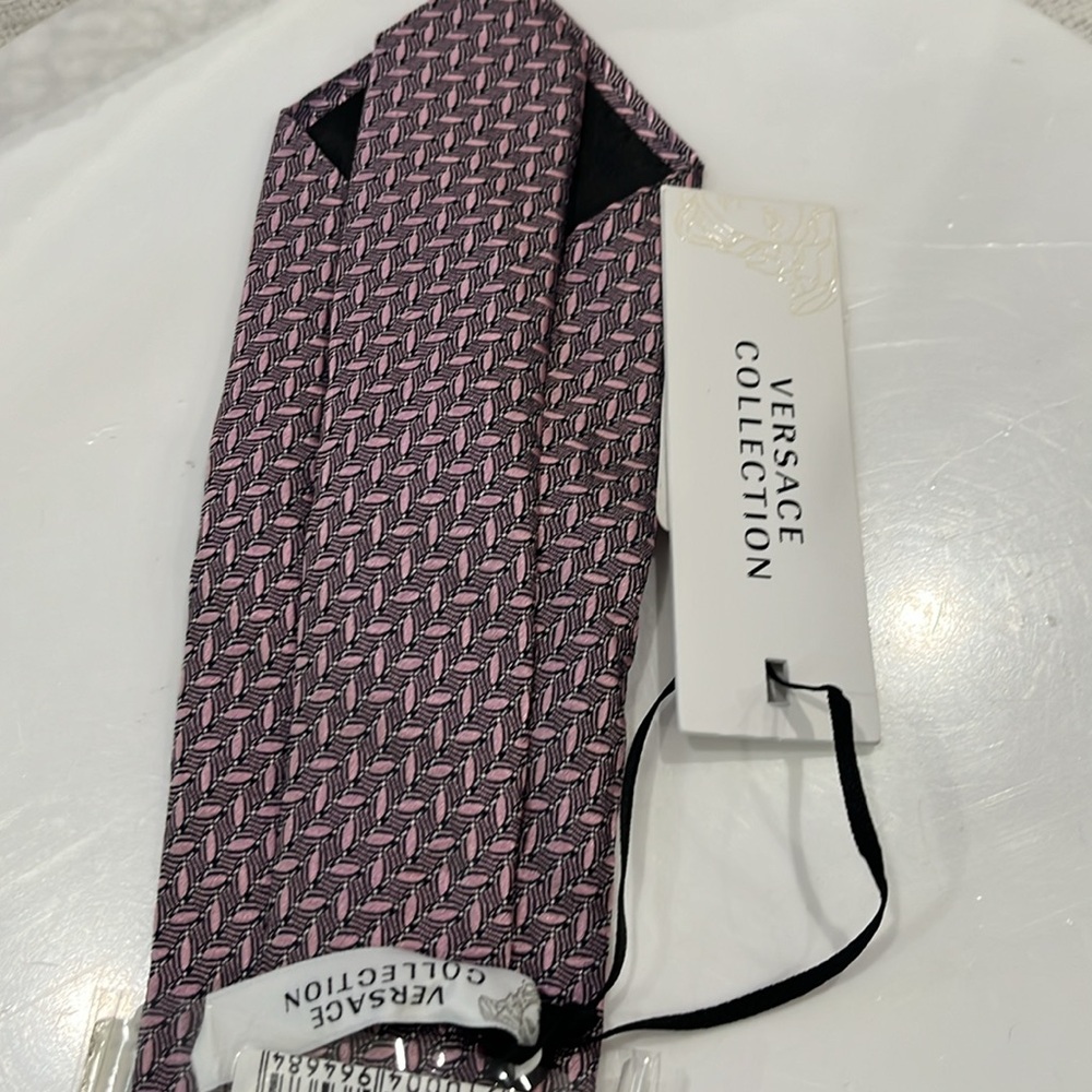 VERSACE COLLECTION MEN’S TIE PINK/BLACK CARAVATTA SAKS BRAND NEW - Picture 3 of 5